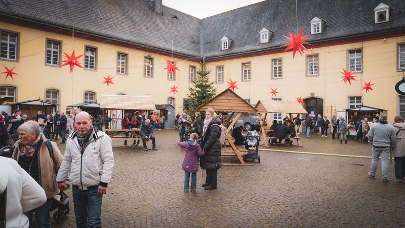 Impressionen vom Adventsmarkt Attendorn
