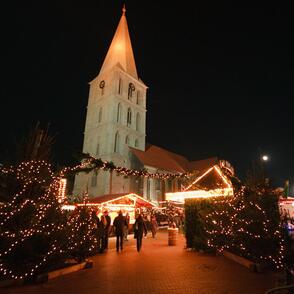 Weihnachtsmarkt in Hamm Pauluskirche