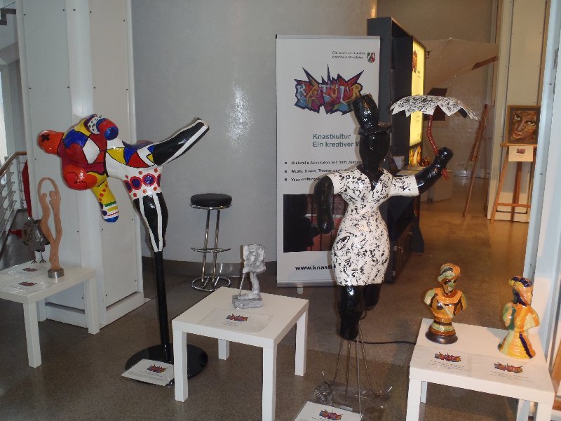 Auf dem 18. Deutschen Präventionstag vom 22.04. - 23.04.2013 in Bielefeld hatte Knastkultur eine Kunstausstellung aufgebaut.