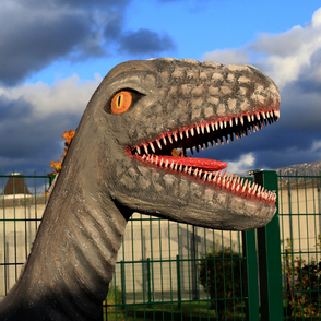 Dinosaurierkopf aus draht unf Beton vor einem Hafthaus