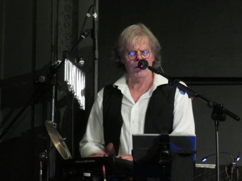 Die Band Sundayclub auf der Bühne