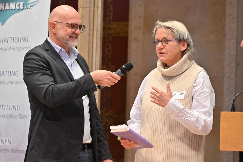 Rainer Wick vom Chance e.V. und Nicola Keßler Jurymitglied (Foto: Arne Houben)