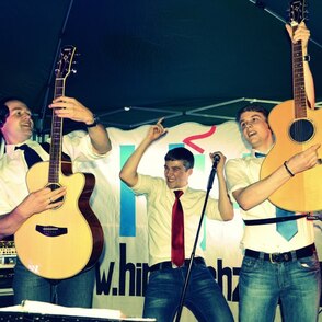 Hinz hoch 2 "rocken wild" auf der B&uuml;hne