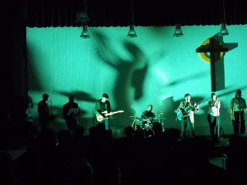 Impressionen vom Konzert der Band "Ryberski" in der JVA Schwerte