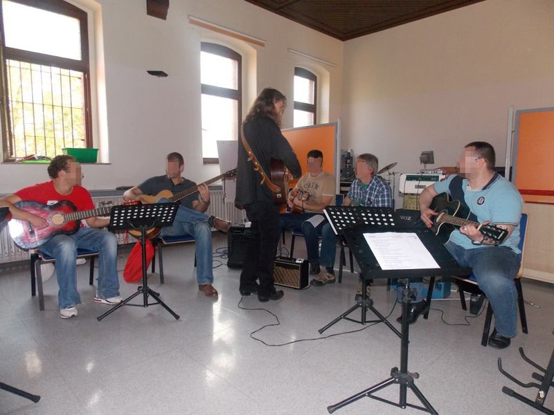 Peter Bursch gibt einen Gitarren Workshop in der SothA Gelsenkirchen