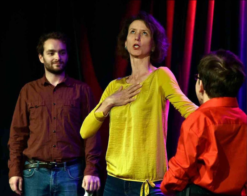 B7 Improtheater auf der Bühne